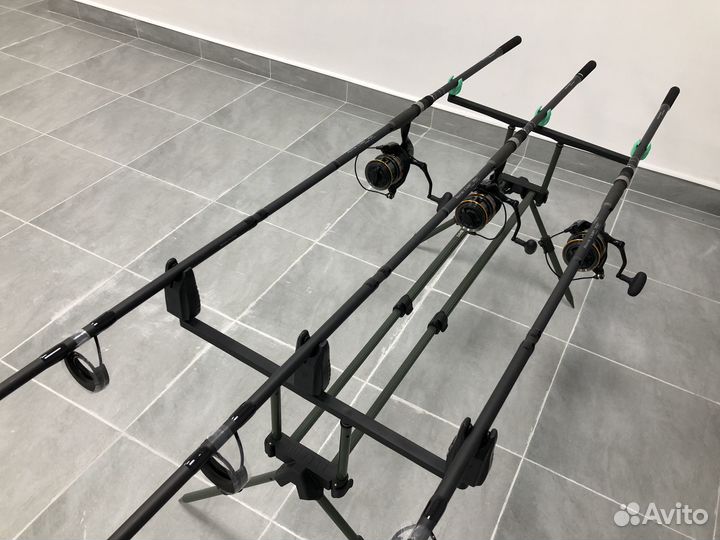 Карповый набор на 3 уд с род подом и сигналками