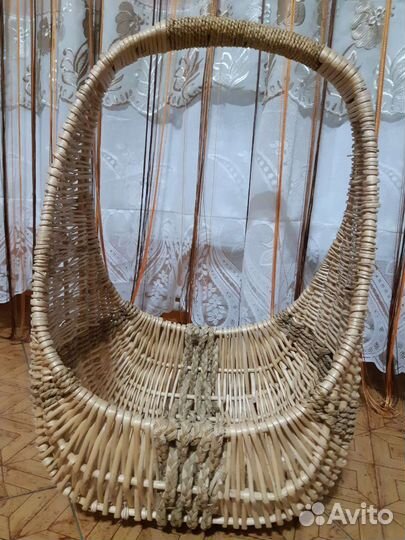 Корзина плетеная