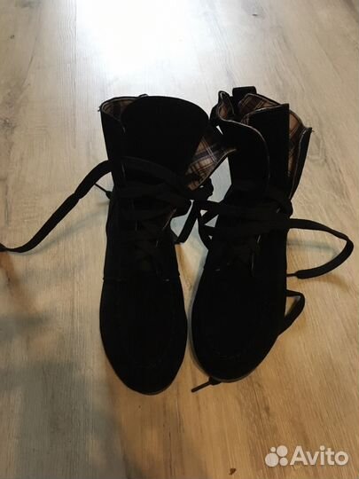 Ботинки замшевые