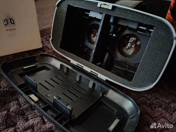 Очки виртуальной реальности для телефона