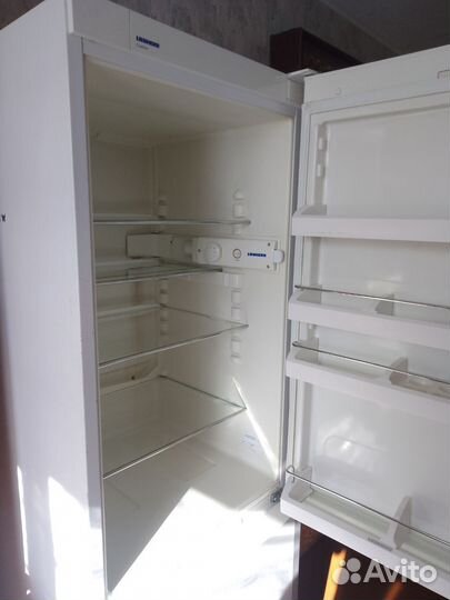 Холодильник liebherr