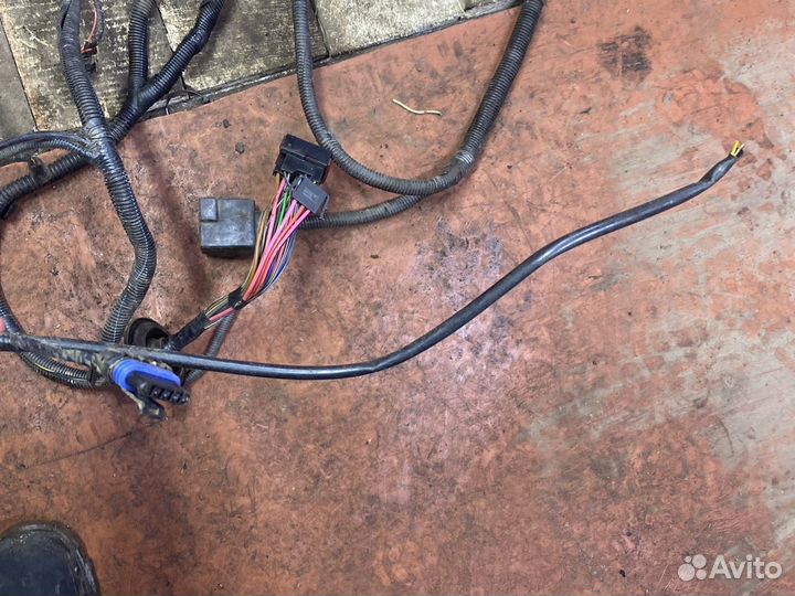 Нива Шевроле подкапотная проводка