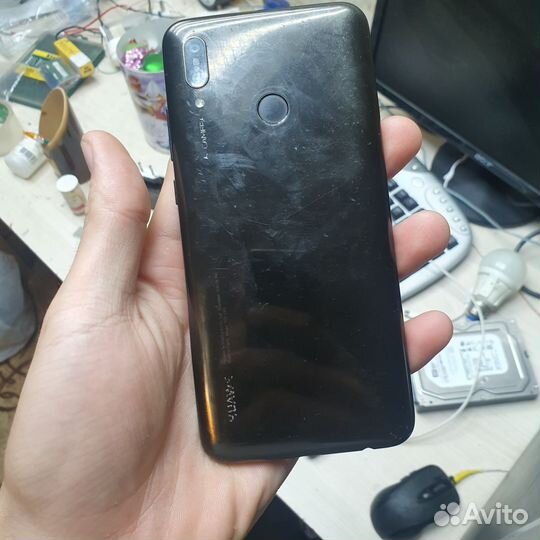 HUAWEI P Smart (2019), 3/32 ГБ