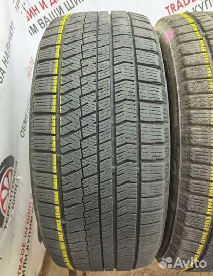 Bridgestone Blizzak VRX2 235/50 R18 97H