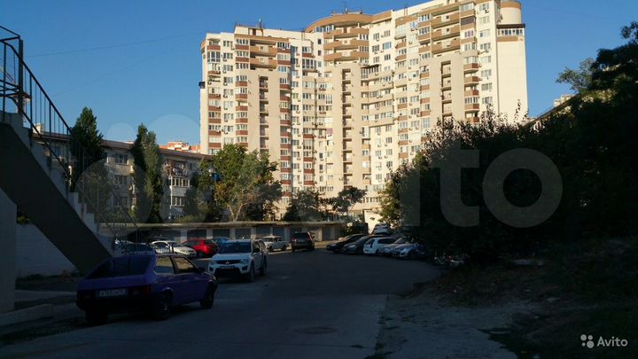 Машиноместо, 20 м²