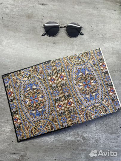 Альбом «Русская эмаль 17 - начала 20 века»