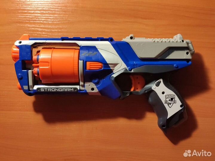 Бластер strongarm