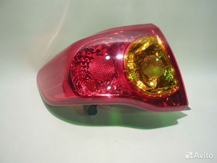 Фонарь задний левый внешний Тойота Королла 150 06+