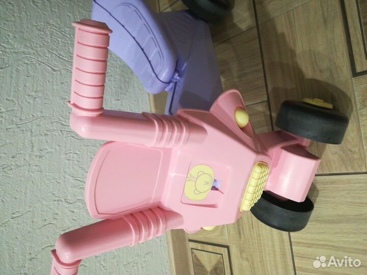 Каталка-беговел