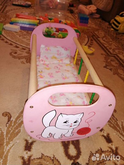 Кровать для кукол