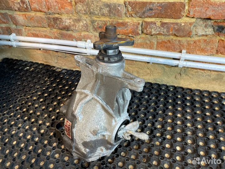 Редуктор задний Bmw 5 F10 N55B30 2011