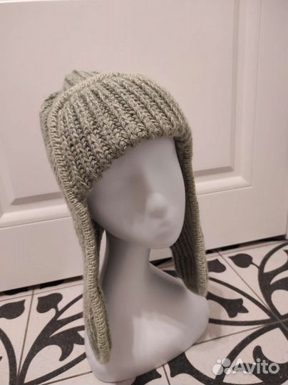 Шапка женская вязаная ручная работа