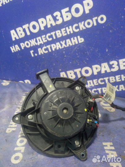 Моторчик печки Chevrolet Cruze седан F16D3 2011