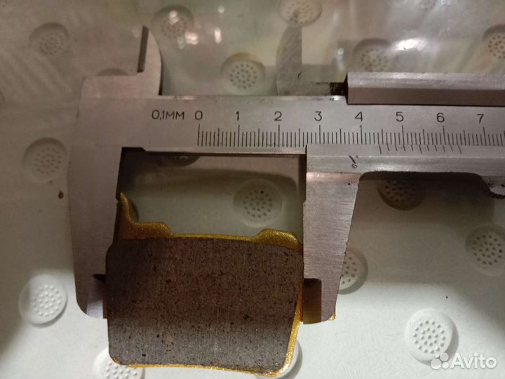 Тормозные колодки на мототехнику