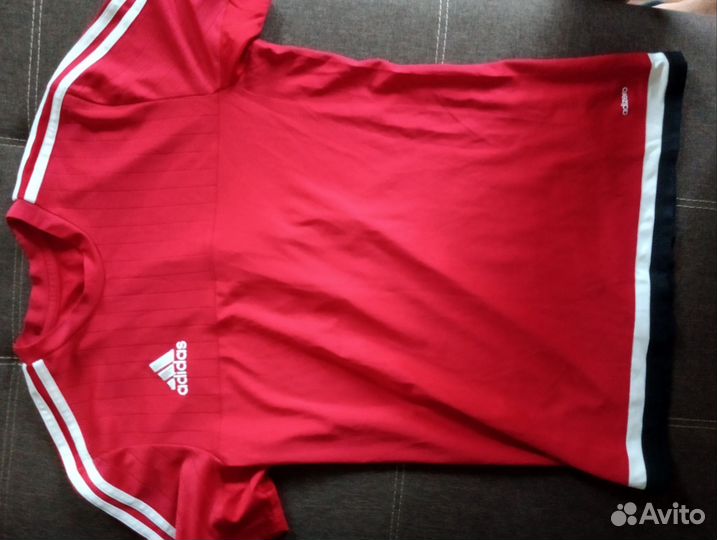 Футболка спортивная