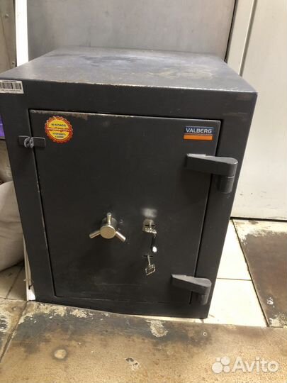 Сейф Valberg