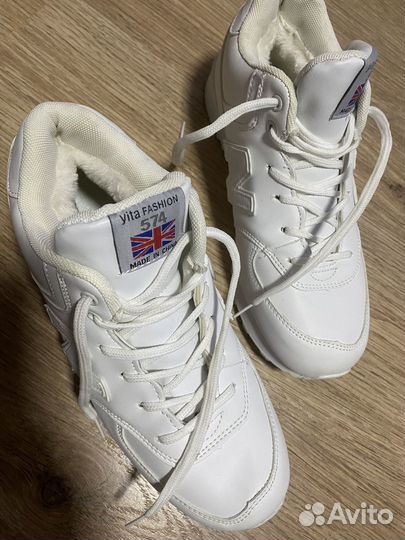 Кроссовки зимние женские New Balance