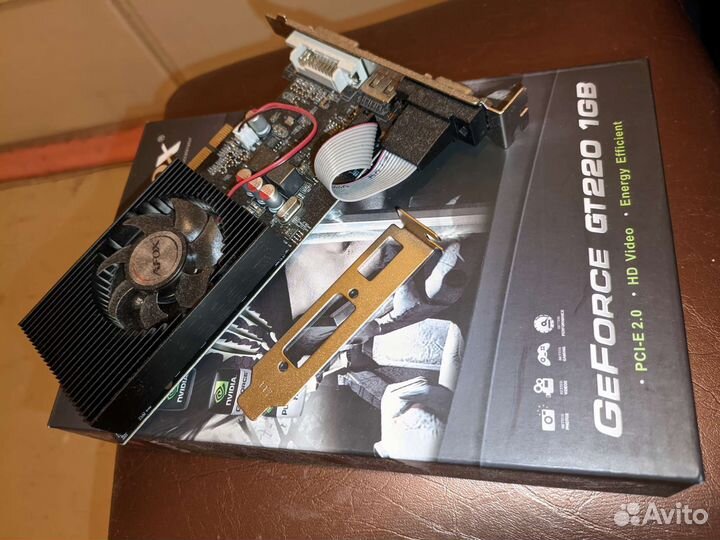 Видеокарта GeForce GT220 1GB