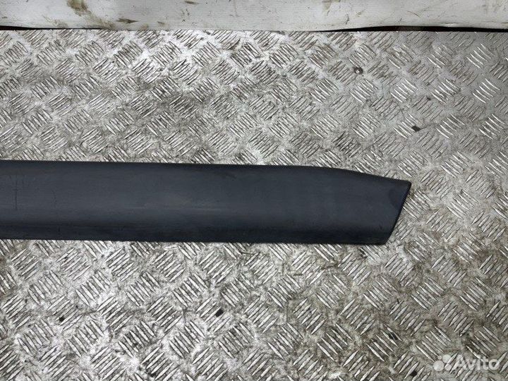 Накладка двери передняя правая Nissan X-Trail T31