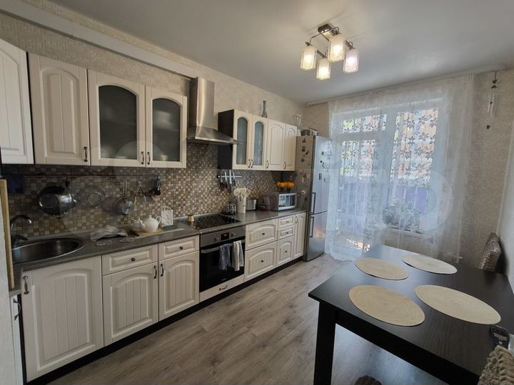 3-к. квартира, 63 м², 3/9 эт.