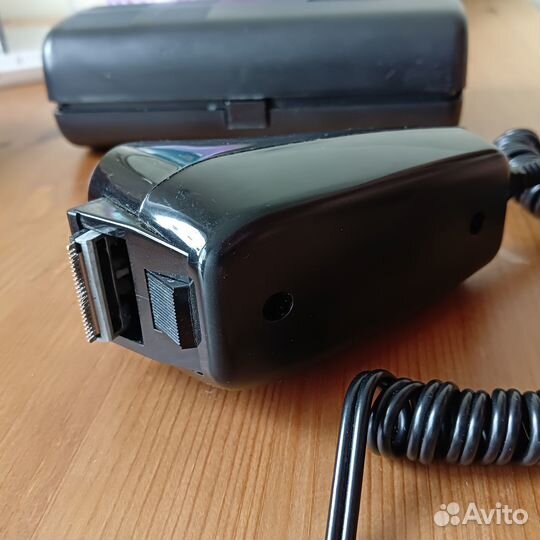 Электробритва Бердск 9 отличная в футляре