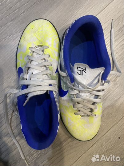 Футбольные бутсы, сороконожки Nike