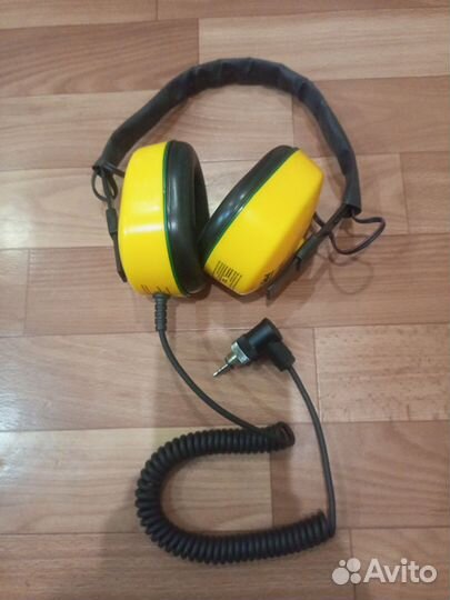 Водонепроницаемые наушники эквинокс 800