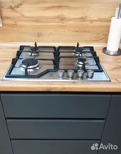 Кухни на заказ. Бecплaтнaя дocтaвкa