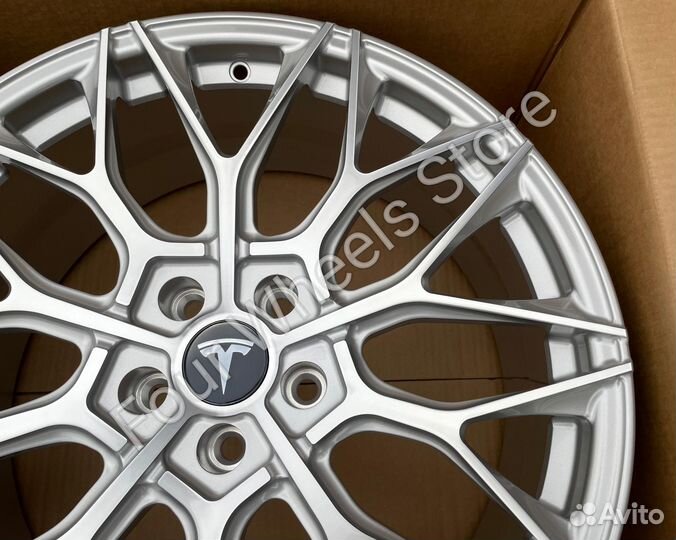 Кованые Диски на Tesla Model 3 R20 наличие