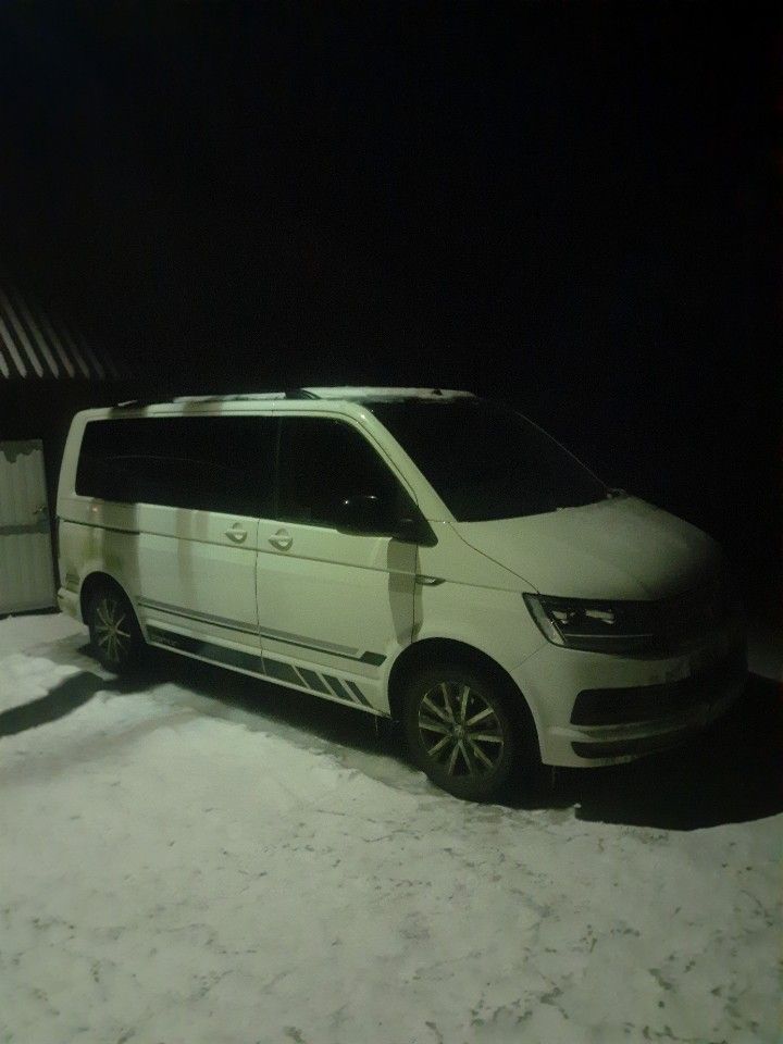 Volkswagen Caravelle: фото владельца