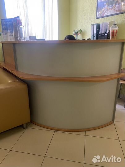 Стойка ресепшен бу