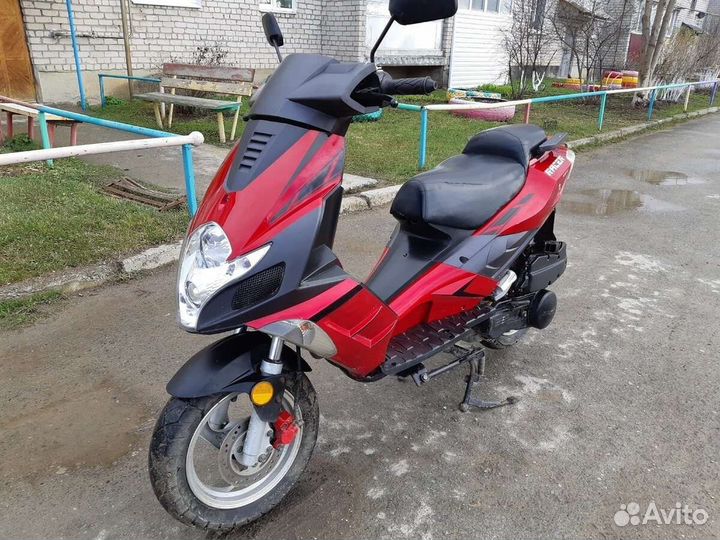 Запчасти на Скутер 125сс- 150сс. Racer Arrow 125
