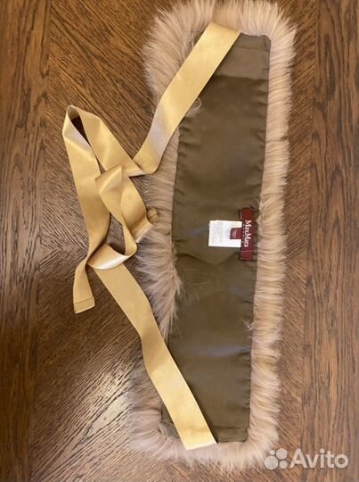 Воротник Max Mara