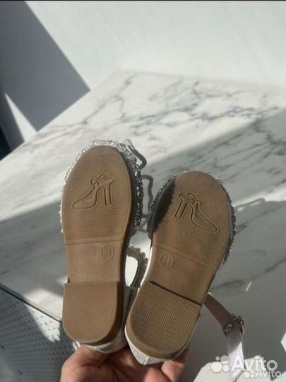 Туфли для девочки нарядные 21 размер