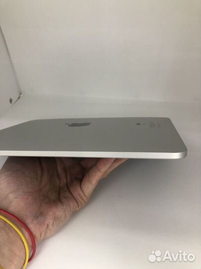 Apple iPad A1219 wifi 16GB