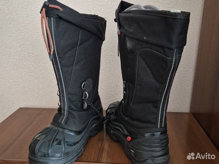 Сапоги мужские зимние для рыбалки.подошва vlbram