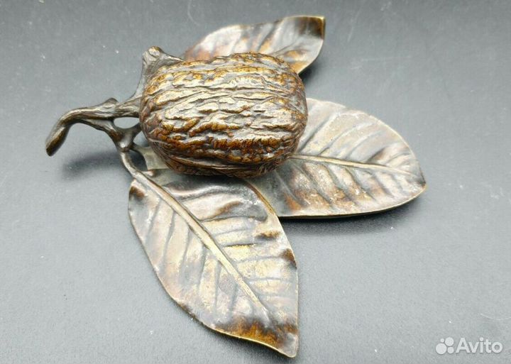 Бронзовая скульптура патина старинная