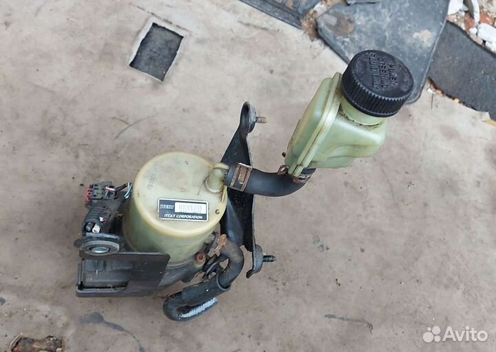 Насос гур Мазда 3 bl