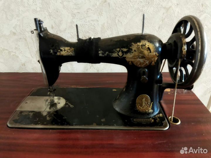 Швейная машинка Singer ножная