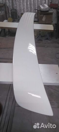 Спойлер высокий