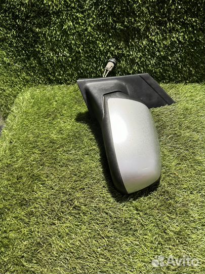 Левое зеркало Ford Focus 2