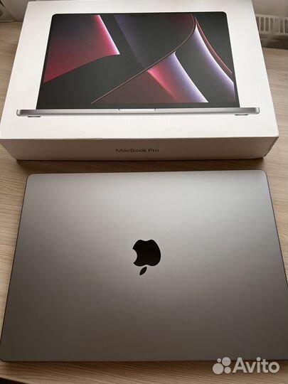 Apple macbook pro 16 m2 2023