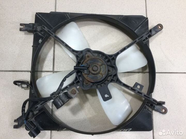 Вентилятор радиатора Mitsubishi Lancer 1992-2000