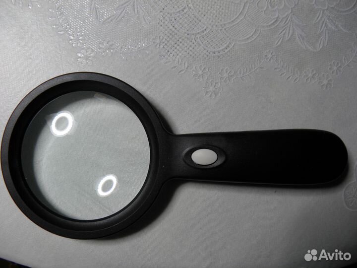 Лупа просмотровая 10 Х 82 мм 12 светодиодов