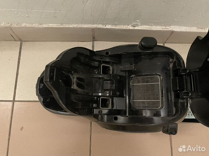 Пылесос на з/ч LG Kompressor VK8810hfnr