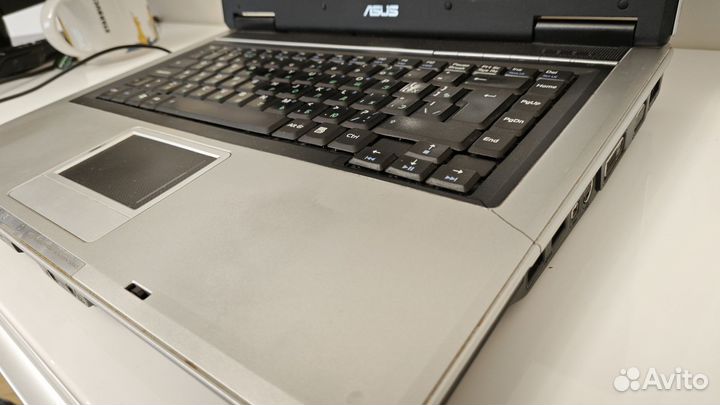 Ноутбук asus F3T