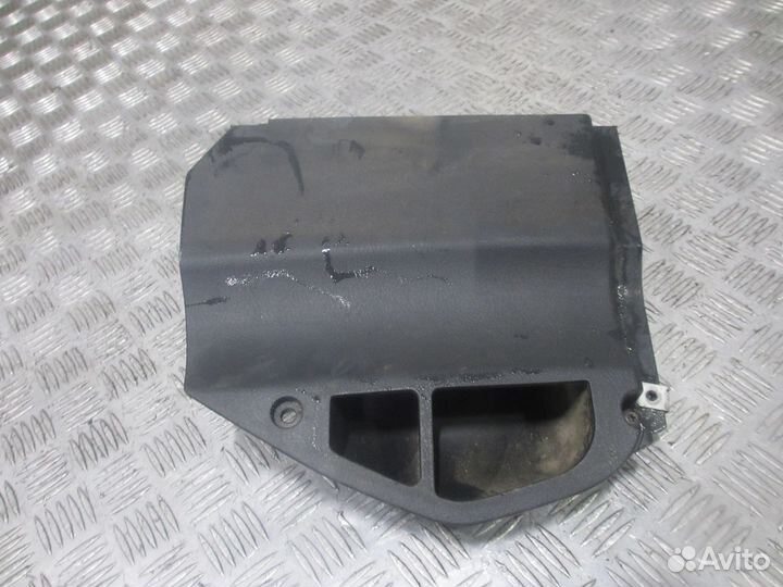 Накладка торпедо (боковая левая) MAN 81617010156