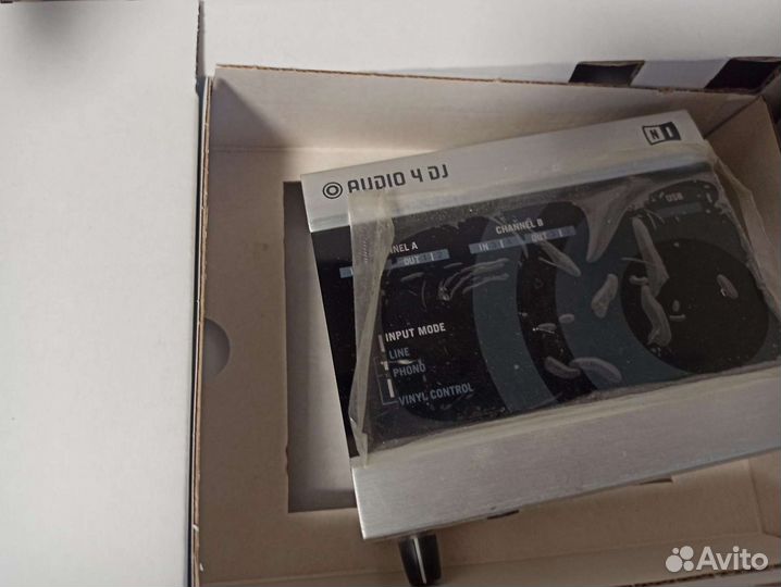 Native Instruments Traktor Scratch duo