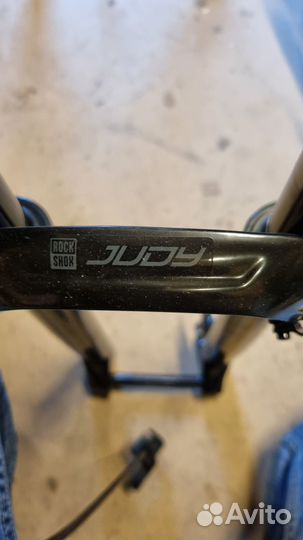 Вилка Rock Shox Judy 29 Вооst 15х110