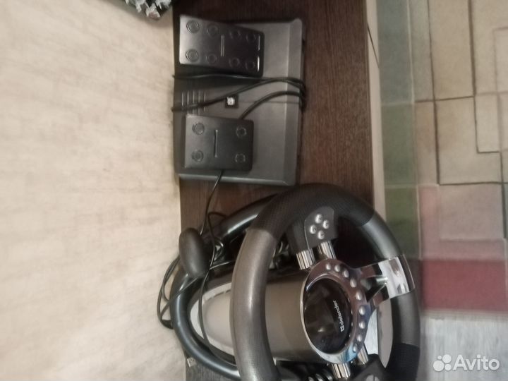 Игровой руль с педалями для пк